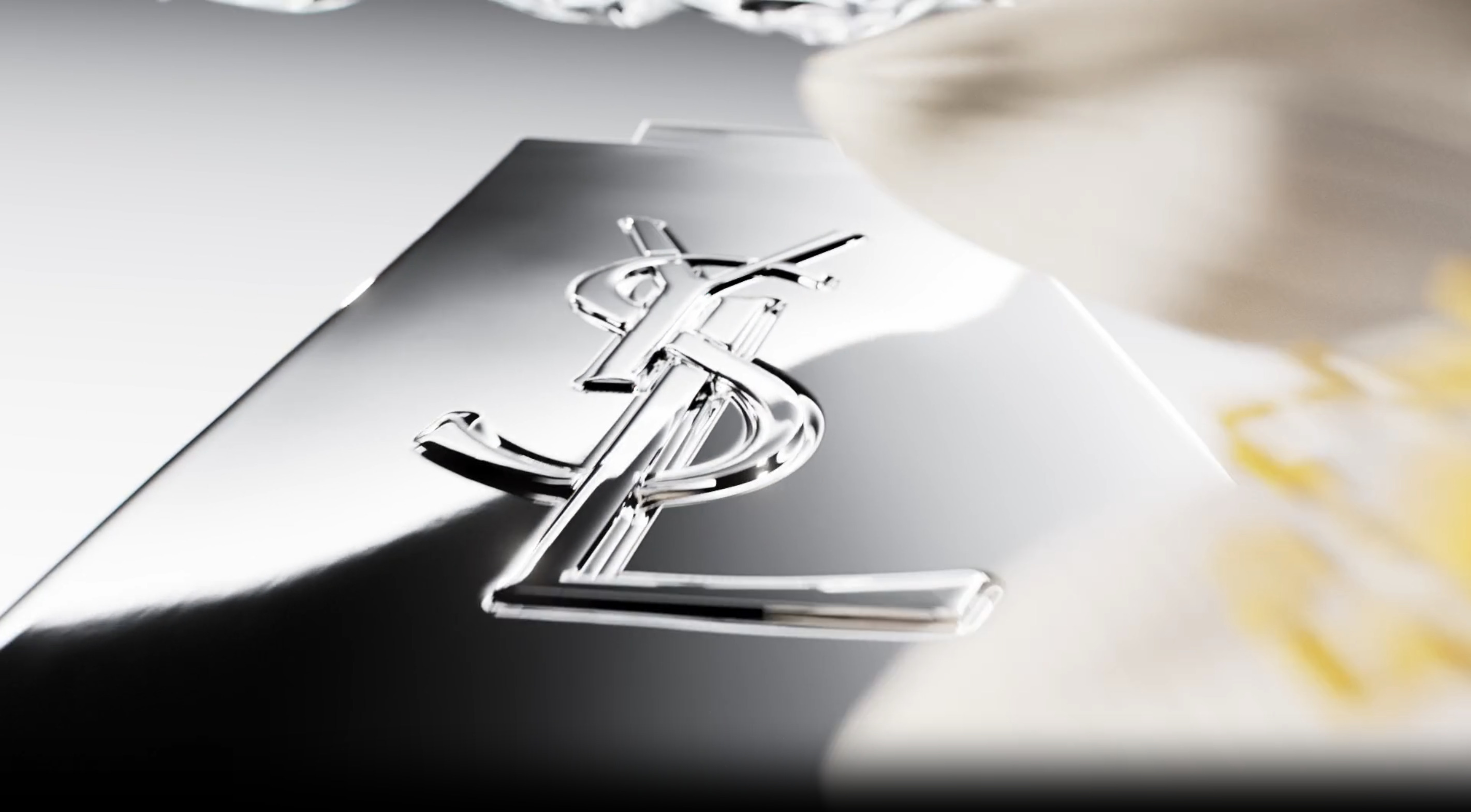 Cuuut, project-player: YSL / MYSLF L'Absolu (fig. 4)