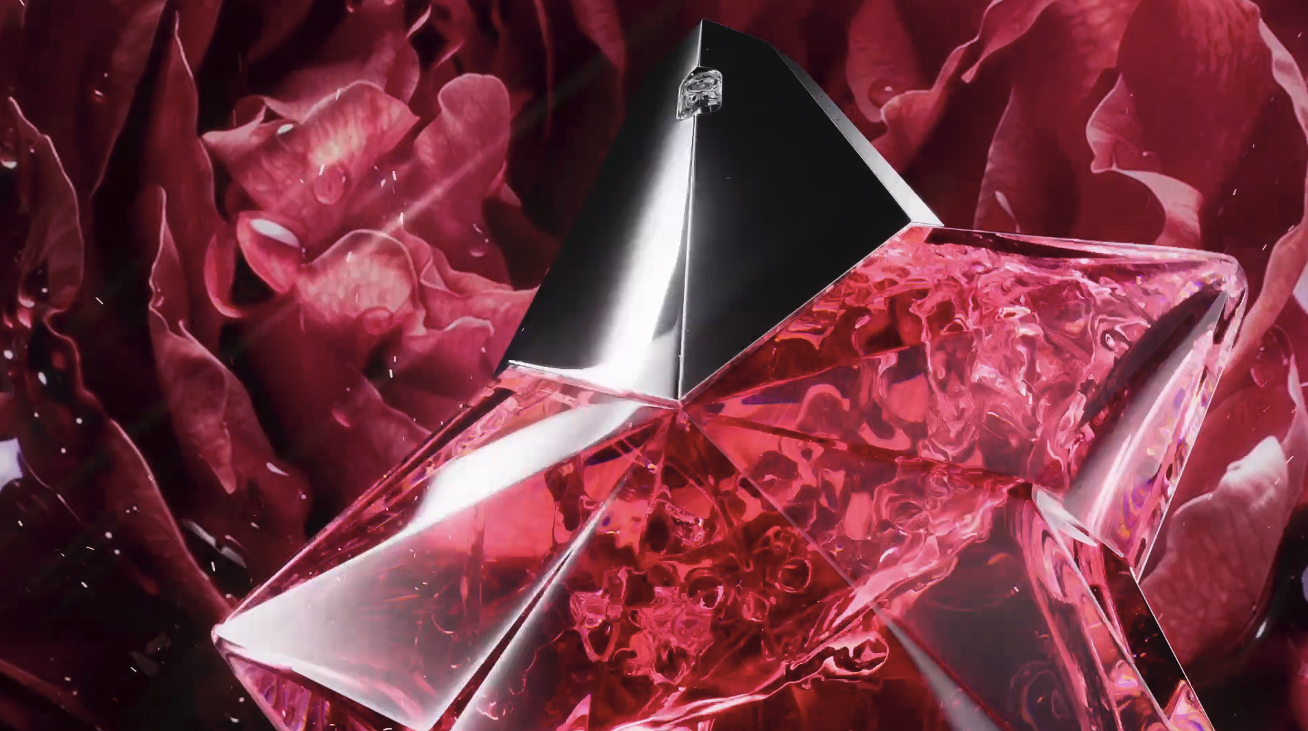 Cuuut, project-player: Mugler / Angel Nova (fig. 4)