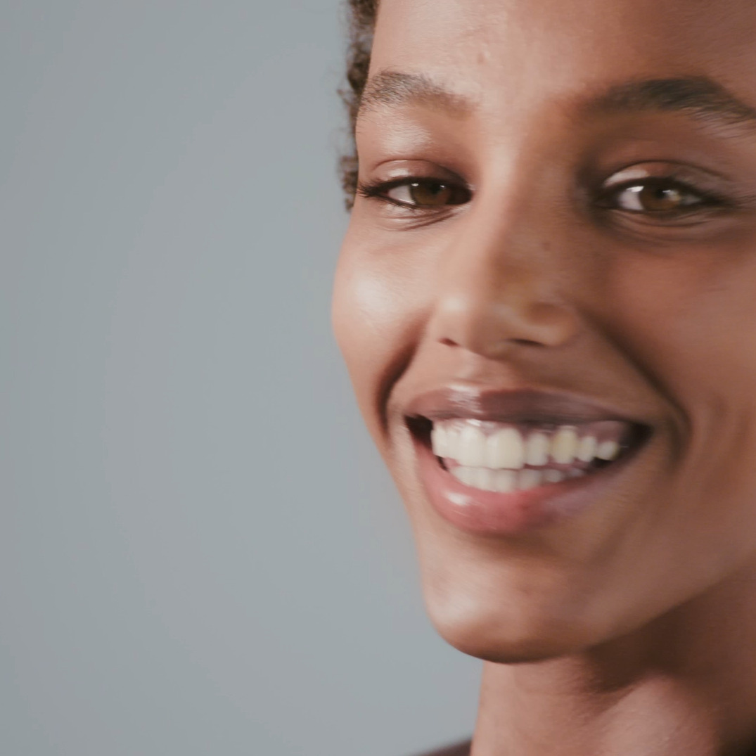 Cuuut, project-player: Clarins / Double Serum Foundation (fig. 5)